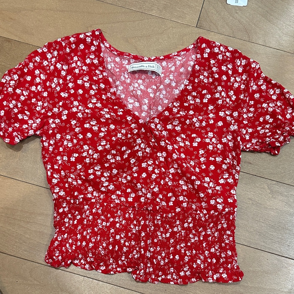 Abercrombie & Fitch Red Floral Blouse